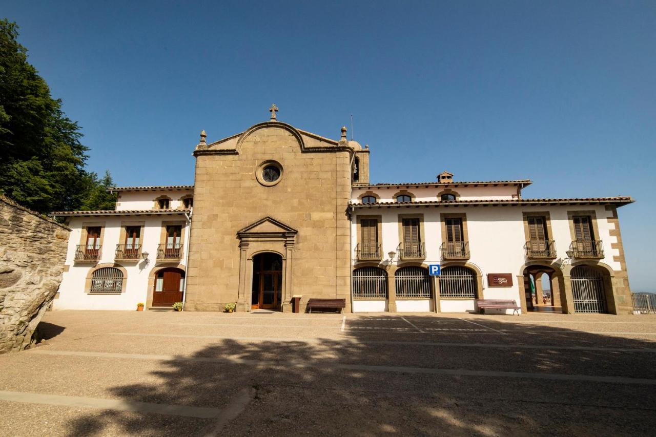 Santuari De La Salut De Sant Felíu de Pallarols Εξωτερικό φωτογραφία